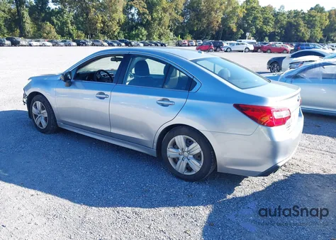 2019 Subaru Legacy 2.5I z USA, uszkodzony, nr VIN 4S3BNAB61K3019403